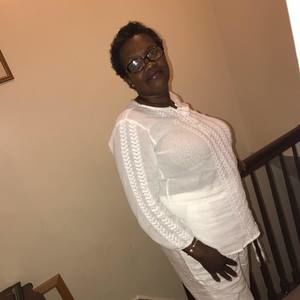 Meet your Posher, Marcia